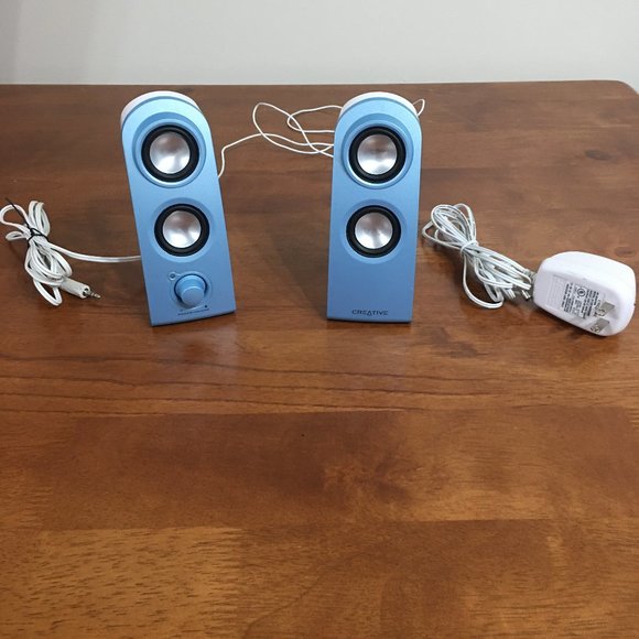 Computer Speakers (Wired) - Picture 1 of 6
